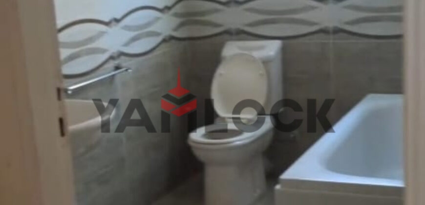 شقة للايجار في الحي الثالث شرق المجاوره ٤ – الشروق