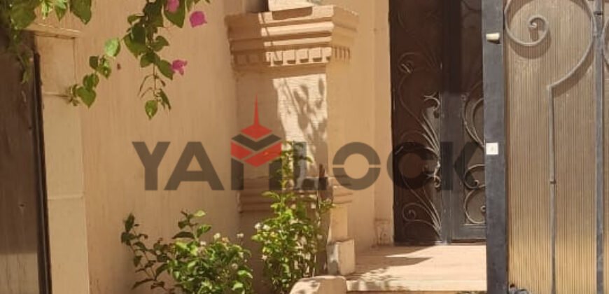 شقه للبيع فى ارقى احياء الشيخ زايد الحى7 مجاورة 4