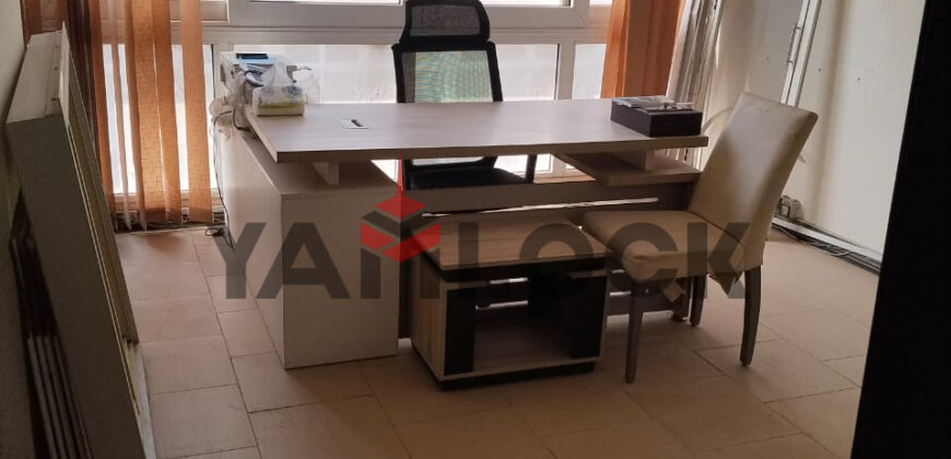 مكتب اداري للبيع في الحصري