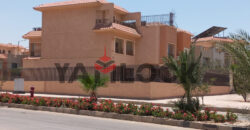 تاون هاوس للبيع ناصية بحرى فى كمبوند الشروق سبرنجز