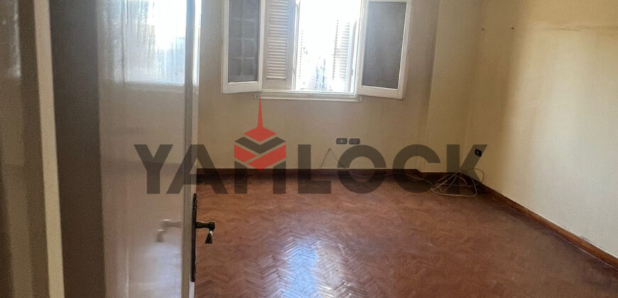 شقه للبيع فى حدائق الاهرام شارع الثروه المعدنيه منطقه ز