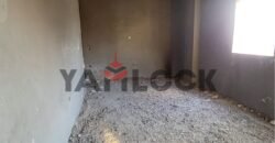 شقه للبيع في الحي الاول بيت الوطن بجوار المراسم205م