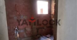 شقه للبيع في الحي الاول بيت الوطن بجوار المراسم205م