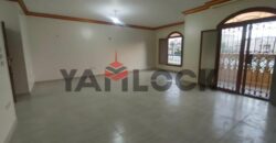 شقه للايجار البنفسج فيلات 10 ممكن اداري او سكني