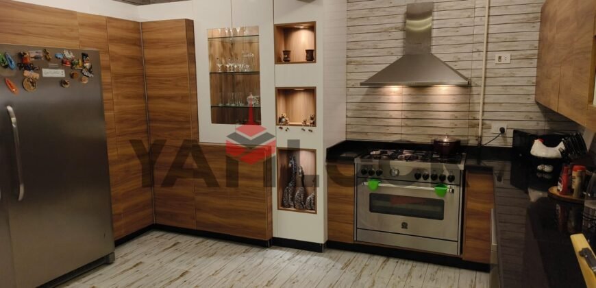 دوبلكس للبيع في الحي 16 بجوار مول مزار 260م