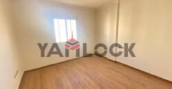 شقه للايجار في كمبوند جايد145م