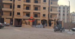 شقة للبيع في المنطقه ط متفرع من شارع البوابه التانيه القديمه