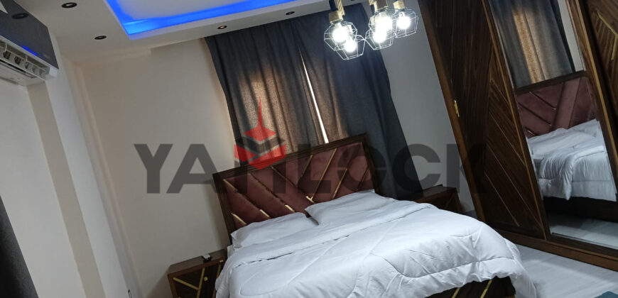 شقة للإيجار في شارع شهاب الرئيسي امام مول احمد السلاب مباشره