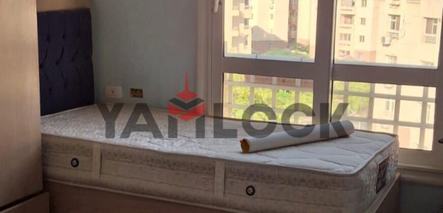 شقه فى مدينتى B11 طلعت مصطفى