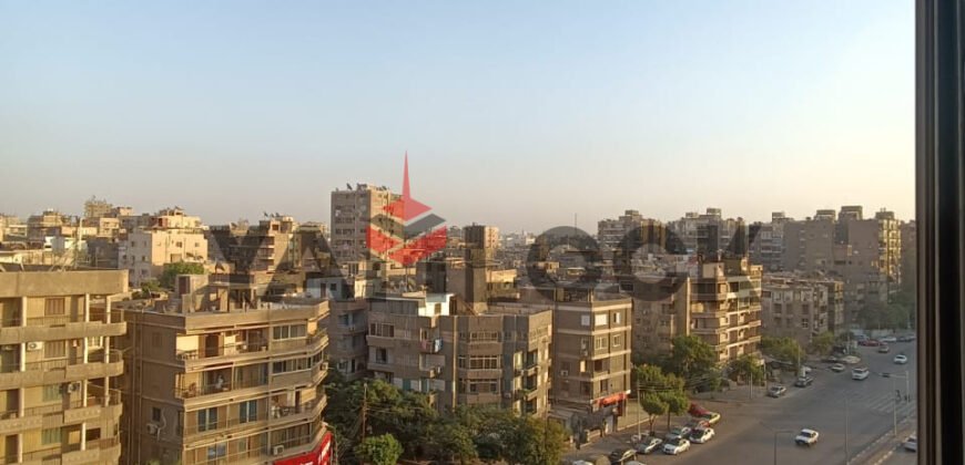 مكتب للبيع بجسر السويس الرئيسي