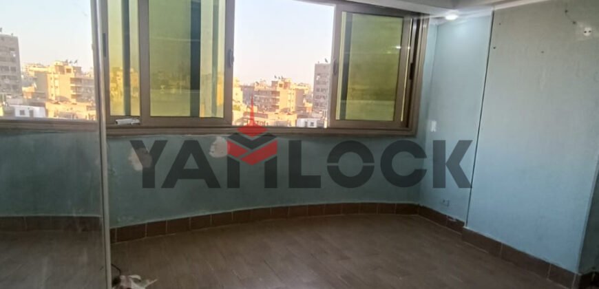 مكتب للبيع بجسر السويس الرئيسي