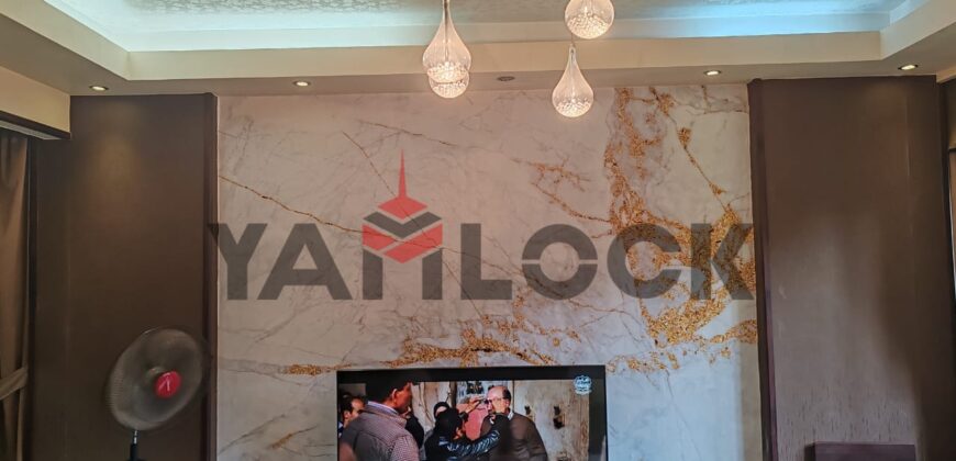 شقه للبيع ف المنطقه الاولى  بين يوسف عباس والطيران مدينة نصر