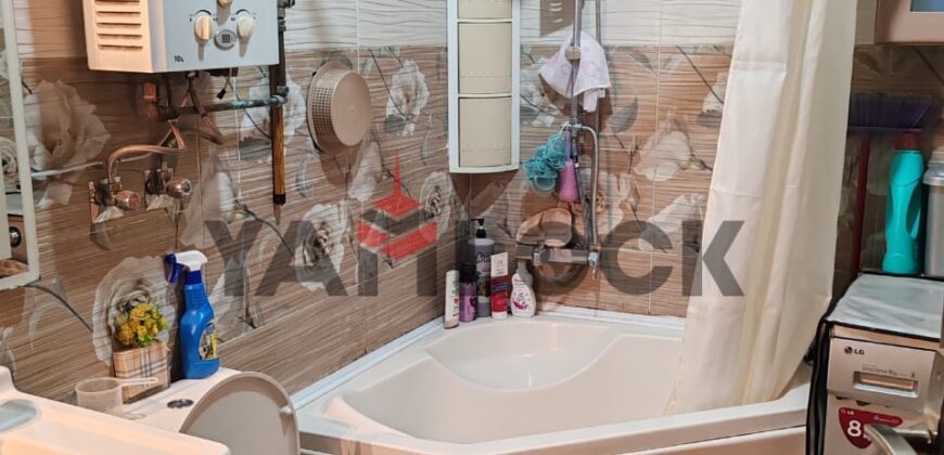 شقه للبيع ف المنطقه الاولى  بين يوسف عباس والطيران مدينة نصر