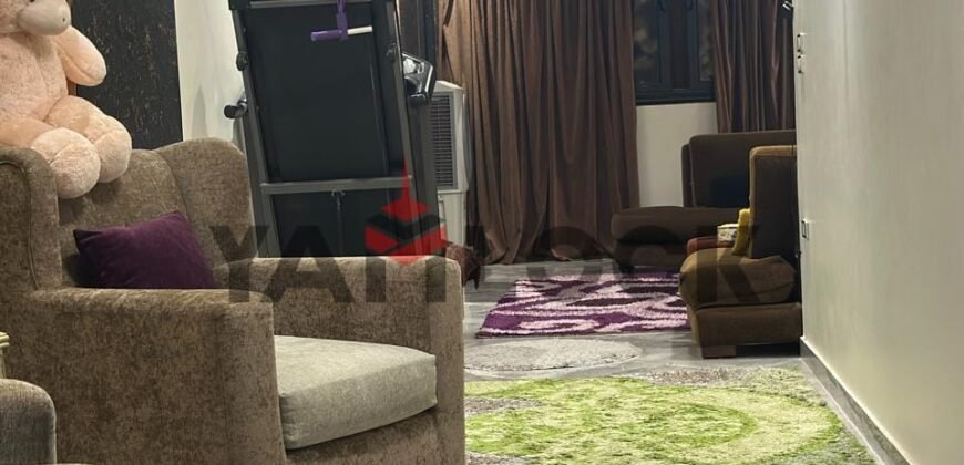 شقة للبيع في شارع الخمسين النزهة الجديده