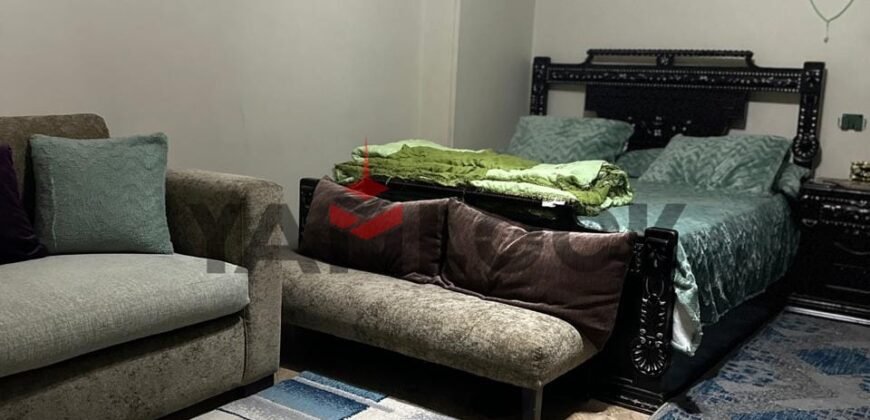 شقة للبيع في شارع الخمسين النزهة الجديده