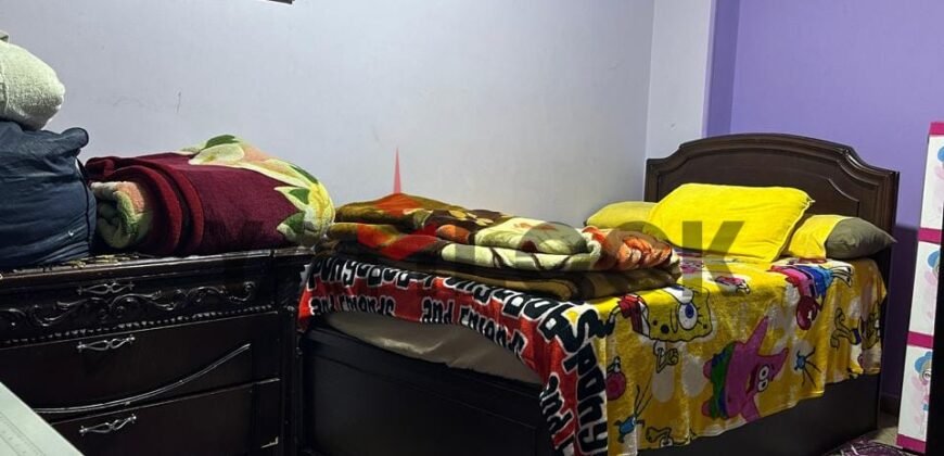 شقة للبيع في شارع الخمسين النزهة الجديده