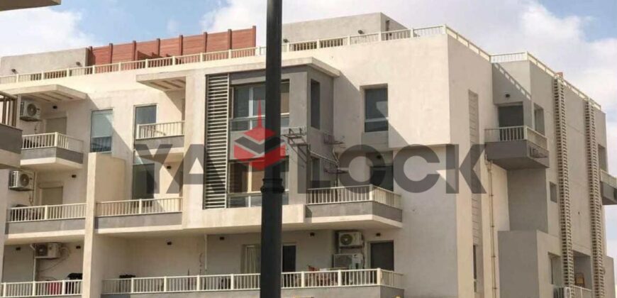 شقة للبيع بكمبوند چايد الرحاب امام السوق الشرقي