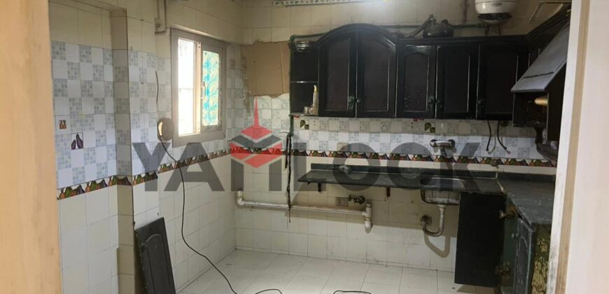 شقة للبيع امام موقف الزهراء الجديد الحي العاشر مدينه نصر