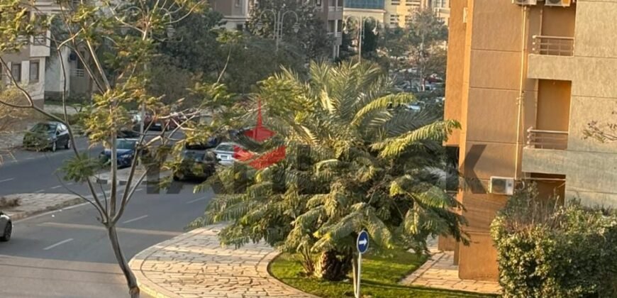 شقه فندقيه للإيجار مجموعه ٦٤ امام الساوث بارك مباشره شقه فندقيه للإيجار مجموعه ٦٤ امام الساوث بارك مباشره