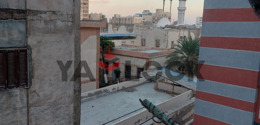 شقه للبيع فى 2 شارع بن خاقان محرم بك