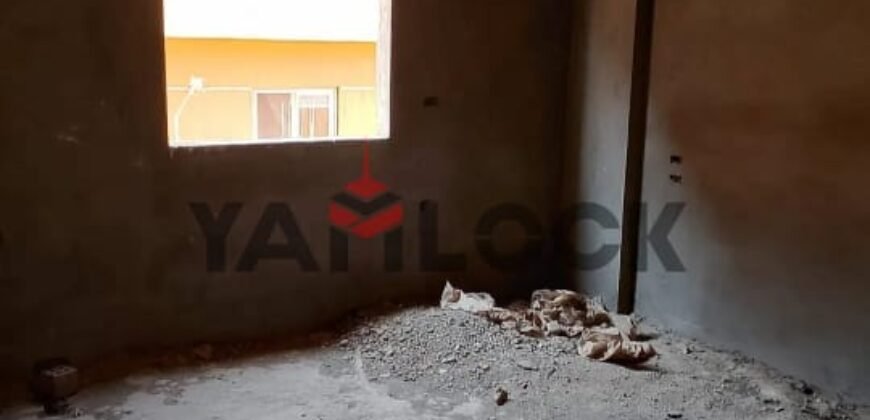 شقة للبيع نصف تشطيب في بيت الوطن الحي الأول