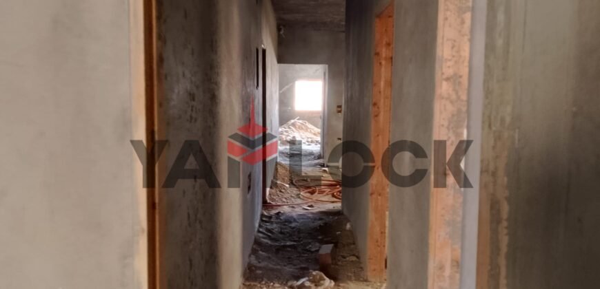 شقة للبيع نصف تشطيب في بيت الوطن الحي الأول