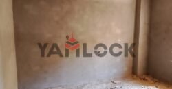 شقة للبيع نصف تشطيب في بيت الوطن الحي الأول