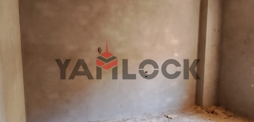 شقة للبيع نصف تشطيب في بيت الوطن الحي الأول