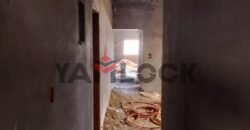 شقة للبيع نصف تشطيب في بيت الوطن الحي الأول