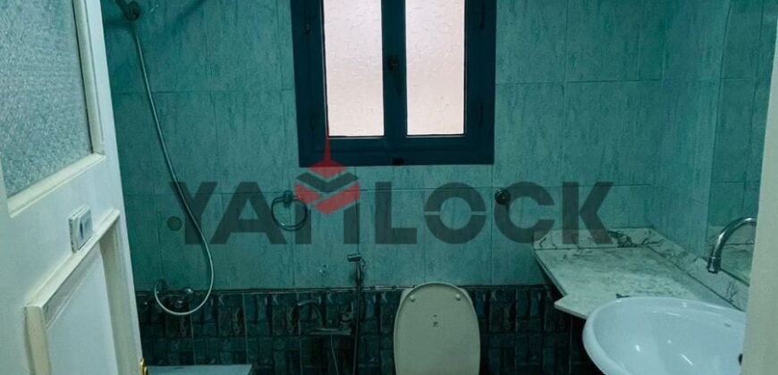 شقة للبيع في شارع حافظ رمضان متفرع من شارع مكرم عبيد