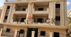 شقه للبيع في البنفسج 7 فيلات 220م شقه للبيع في البنفسج 7 فيلات 220م