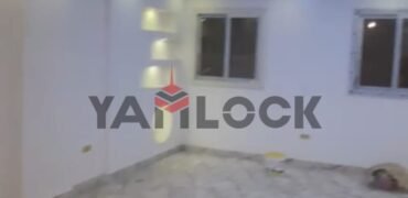 شقه للبيع فى شارع 27 جسر السويس بالقرب من محطه مترو هشام بركات و امام سوبر ماركت كريزى