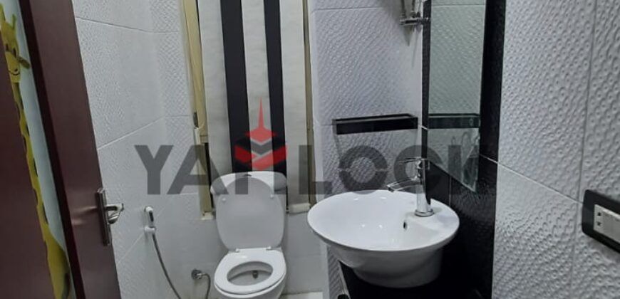 عيادة أسنان مجهزه للبيع مول المعز فى الشيخ زايد خلف الجامعة الكنديه مباشر