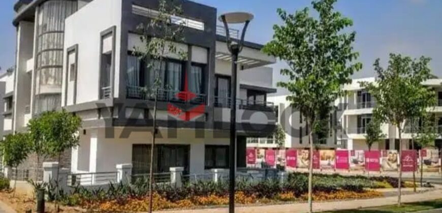 شقه للبيع فى تاج سيتى مرحلة اورجامى جولف