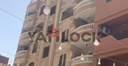 شقه للبيع بالفرش فى 11 شارع الجامعه القديمه الاسماعيليه