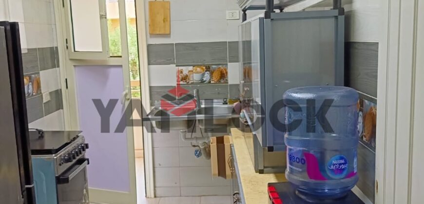 شقه للإيجار نص مفروش فى جاردينا سيتى مدينه نصر