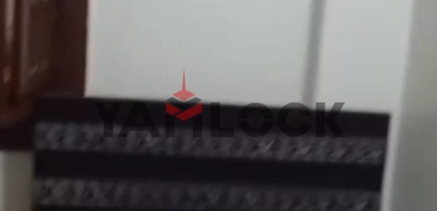 شقه للبيع فى احمد عصمت الرئيسي بجوار مدرسة مودرن سكول