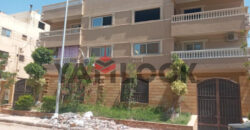 شقه للبيع بالشيخ زايد الحى الأول مجاورة خامسه أمام كلية الهندسه بفيلا اهالى