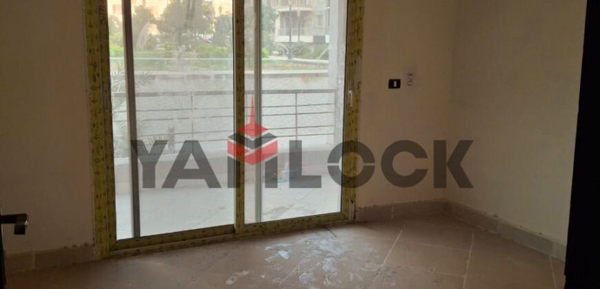 شقه للبيع في دارمصر الاندلس 150م ارضي