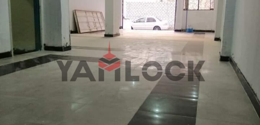 محل للبيع في شارع الكهف خلف بيت السيراميك في الغردقة البحر الاحمر