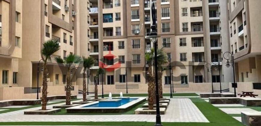 شقه للبيع في مدينه نصر حى الواحه خلف ابراج زاهر