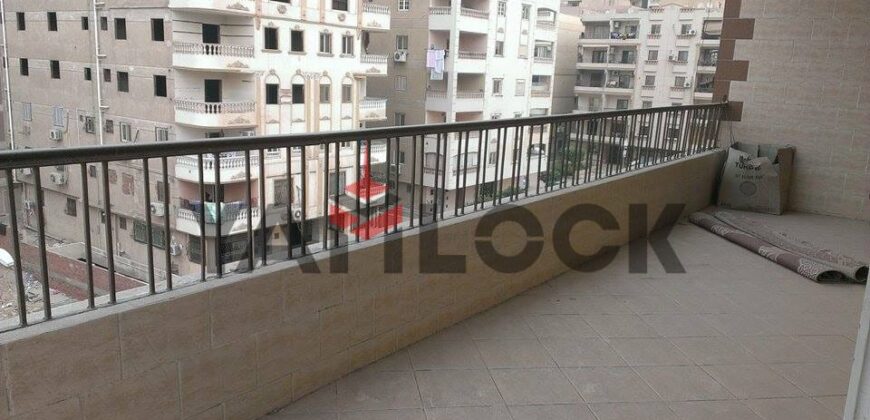 شقه مفروشة للبيع فى المنطقه التاسعه بجوار مدرسة المنهل مدينة نصر