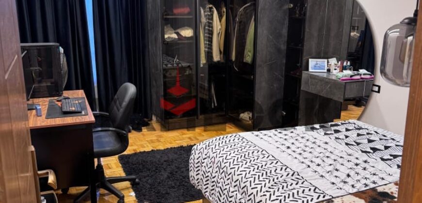 شقة للبيع المنطقة التانيه قدام نادي التنمية الرياضيه