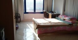 شقة للبيع على الشارع الرئيسي شارع التحرير-الدقي فوق محطة مترو البحوث