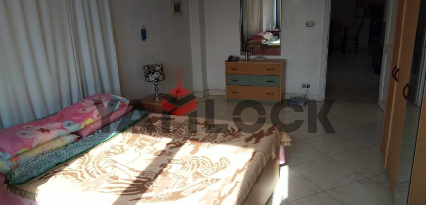 شقة للبيع على الشارع الرئيسي شارع التحرير-الدقي فوق محطة مترو البحوث