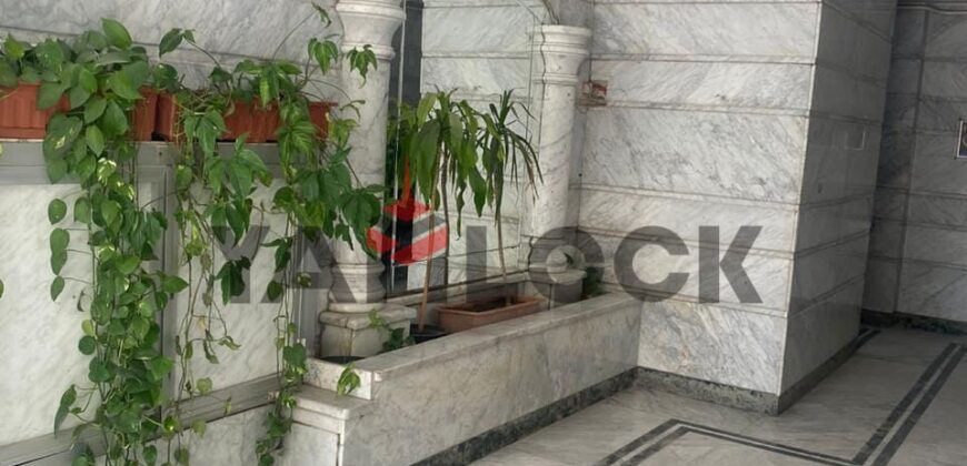 شقة للبيع في شارع محمود عوض دقيقة من سيتي سنتر مدينة نصر