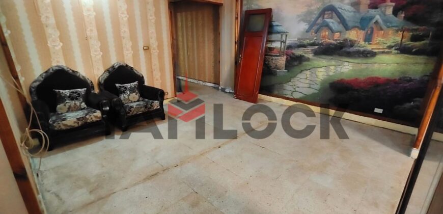 شقة 200 م² للبيع في جمال عبد الناصر متفرع من خليل حمادة – اسكندرية