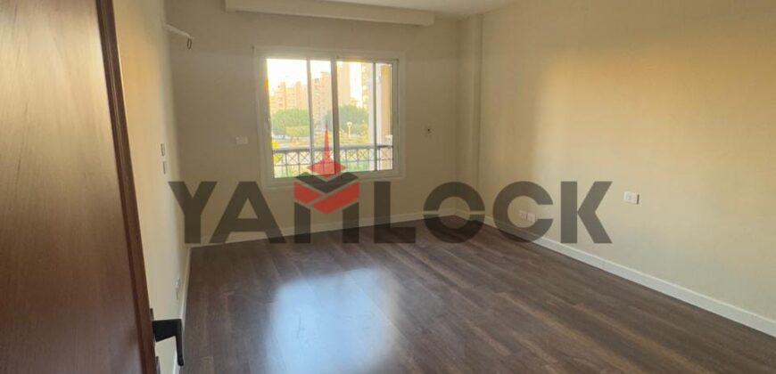 شقة 175 م² للبيع في مدينتي  B1- G11