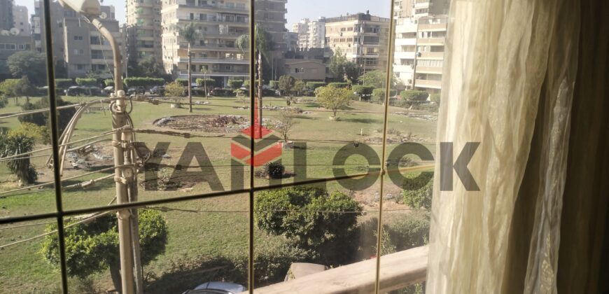 شقة 200 م² للبيع في ميدان الحجاز خلف عمر افندي