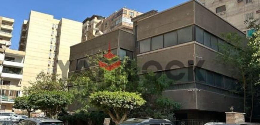 مبنى سكني دورين 650 م² للبيع في ش محمد المقريف متفرع من ابو داود الظاهري – مدينة نصر